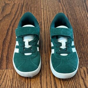Boys Adidas Green velcro Sneakers